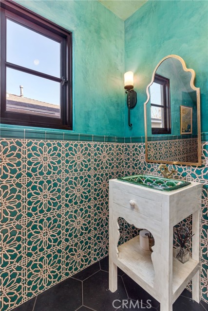 628 Marine Avenue, Manhattan Beach, California 90266, 3 Bedrooms Bedrooms, ,2 BathroomsBathrooms,Residential,Sold,Marine,SB21269564