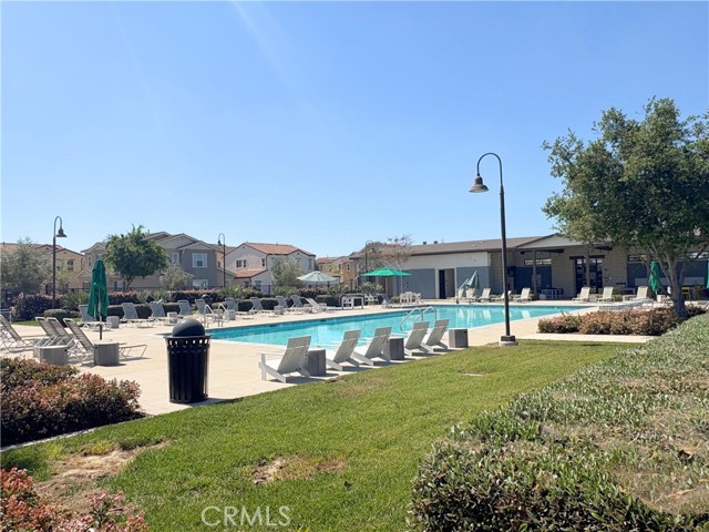 Detail Gallery Image 16 of 18 For 2848 E Berry Loop Privado, Ontario,  CA 91761 - 1 Beds | 1/1 Baths