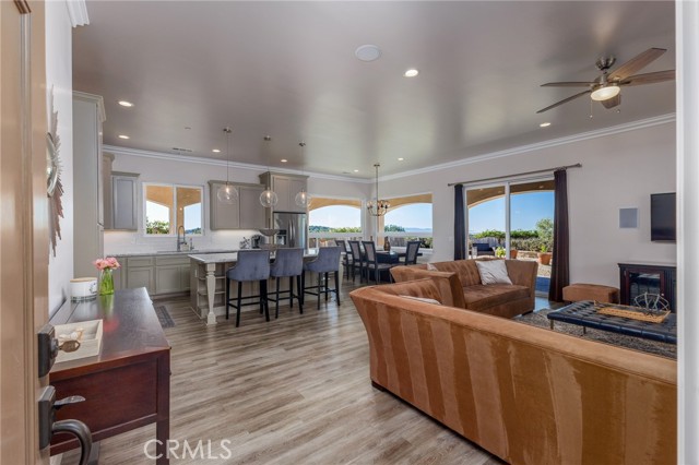 515 Windermere Lane, Arroyo Grande CA: https://media.crmls.org/medias/63002681-dc28-4b8d-b26e-8a2fc846c66b.jpg