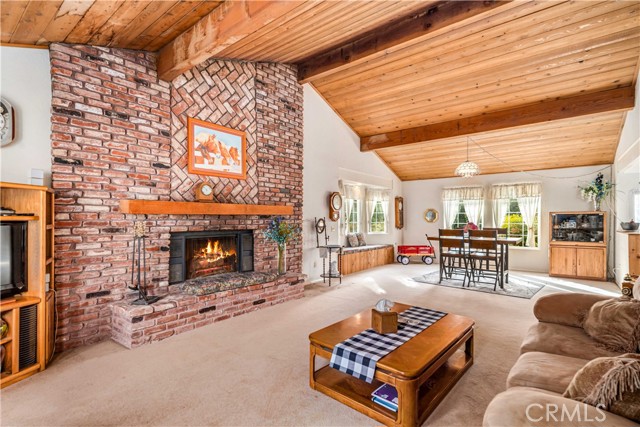28132 Oak Spring Canyon, Canyon Country CA: https://media.crmls.org/medias/6300bb99-d64d-4fdf-9bdf-07e4ef3d486f.jpg