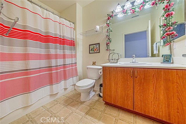 Detail Gallery Image 14 of 44 For 735 Francesca #202,  Walnut,  CA 91789 - 2 Beds | 2 Baths