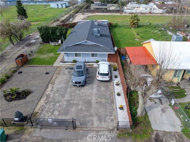 Image 31 of 34 For 7139 Center  