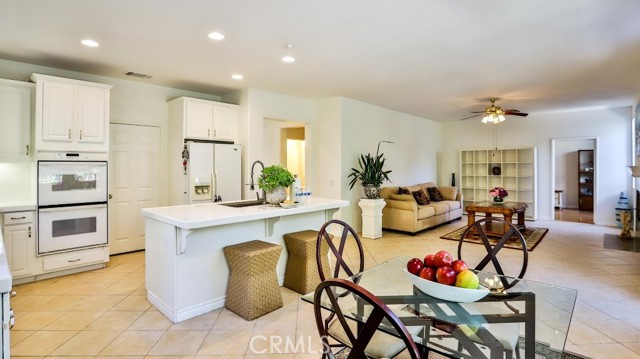 Detail Gallery Image 25 of 57 For 21817 Charlotte Ct, Canoga Park,  CA 91304 - 5 Beds | 2/1 Baths