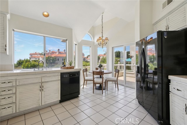 Detail Gallery Image 17 of 52 For 13 Antibes #7,  Laguna Niguel,  CA 92677 - 2 Beds | 2/1 Baths