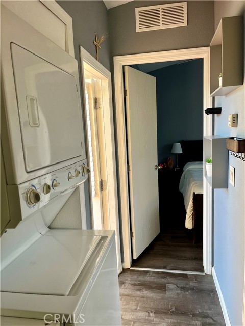 Detail Gallery Image 5 of 17 For 20315 Denker Ave #28,  Torrance,  CA 90501 - 1 Beds | 1 Baths