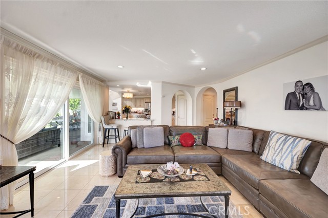 19654 Pine Valley Way, Porter Ranch CA: https://media.crmls.org/medias/6302fdab-b611-4f53-bdb4-afccdaafc542.jpg
