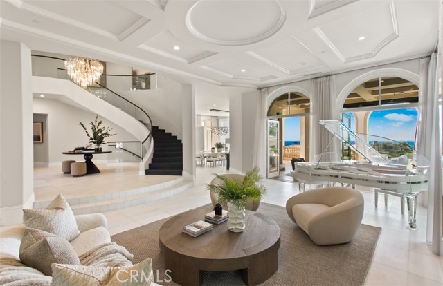 Detail Gallery Image 6 of 66 For 22 Pelican Crest Dr, Newport Coast,  CA 92657 - 5 Beds | 7/1 Baths