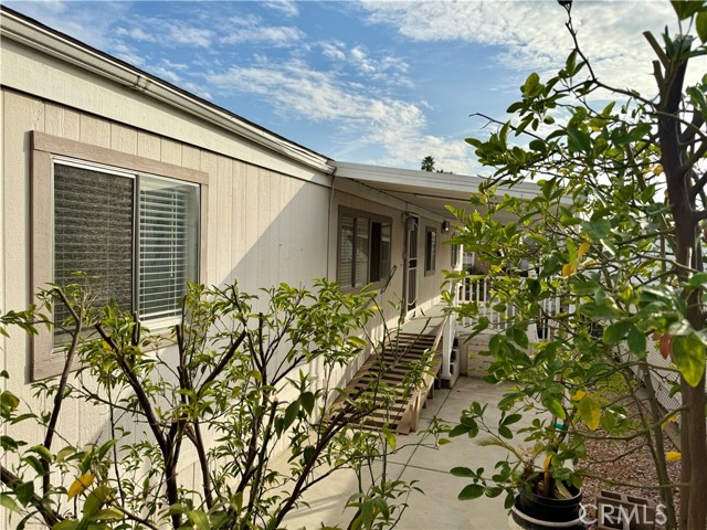 Detail Gallery Image 7 of 30 For 1456 E Philadelphia St #300,  Ontario,  CA 91761 - 3 Beds | 2 Baths