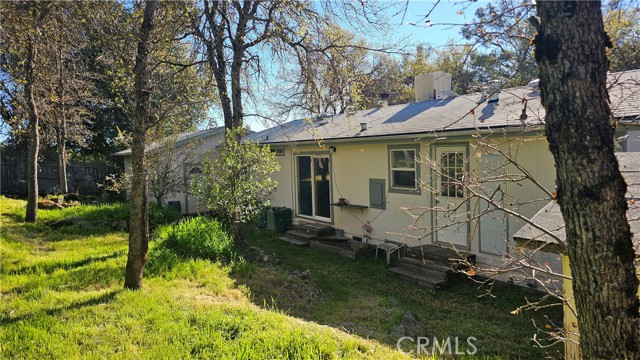 Detail Gallery Image 15 of 30 For 15560 20th Ave, Clearlake,  CA 95422 - 3 Beds | 2 Baths