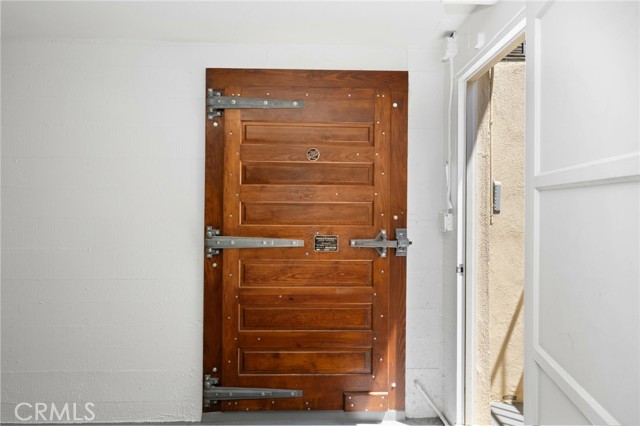 940 Singing Wood Drive, Arcadia CA: https://media.crmls.org/medias/630615f1-db66-4259-a61e-67388fa118a3.jpg