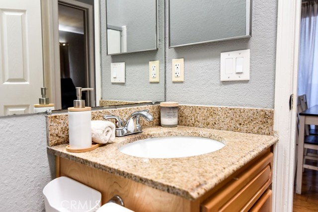 Detail Gallery Image 11 of 19 For 1070 Temple Ave, Long Beach,  CA 90804 - 1 Beds | 1 Baths