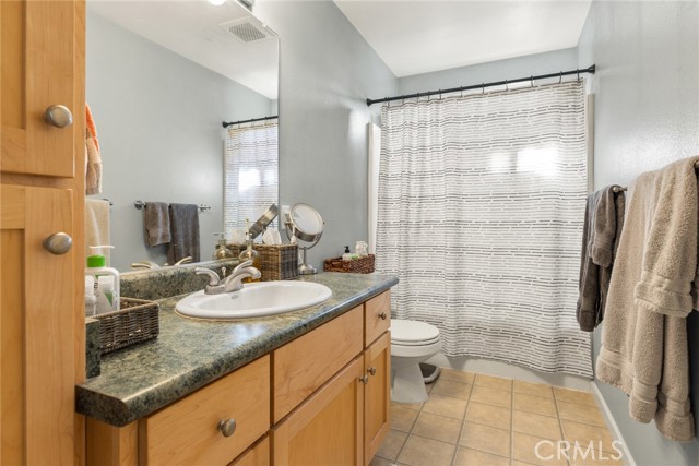 Detail Gallery Image 25 of 41 For 1440 Laburnum Ave, Chico,  CA 95926 - 5 Beds | 2 Baths
