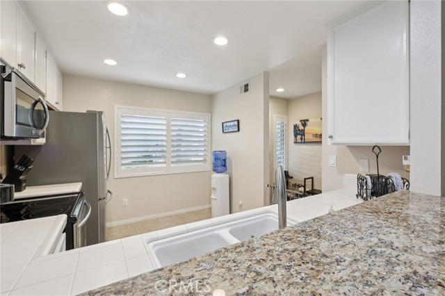 Detail Gallery Image 19 of 47 For 944 Lupine Hills, Vista,  CA 92081 - 2 Beds | 1 Baths