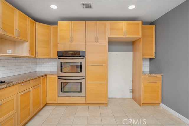 Detail Gallery Image 26 of 50 For 1420 N Frederic, Burbank,  CA 91505 - 3 Beds | 2/1 Baths