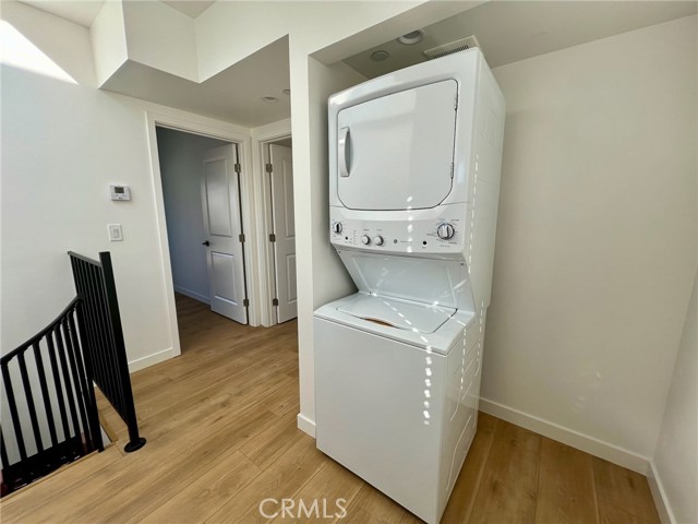 Detail Gallery Image 33 of 45 For 654 Penrith, Los Angeles,  CA 90023 - 6 Beds | 5 Baths