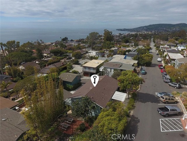 Detail Gallery Image 31 of 34 For 394 Moss St, Laguna Beach,  CA 92651 - 3 Beds | 2/1 Baths