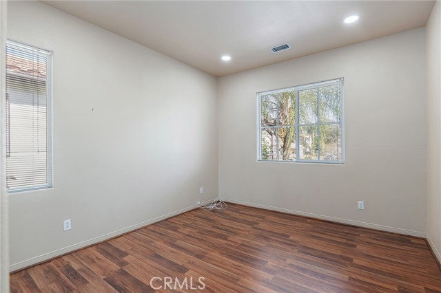 Detail Gallery Image 26 of 33 For 18814 Pinehaven Way, Porter Ranch,  CA 91326 - 5 Beds | 3 Baths