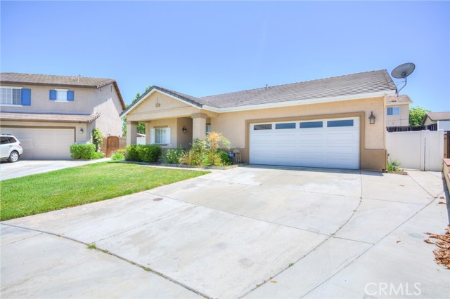 6052 Kohlberry Court, Riverside CA: https://media.crmls.org/medias/630b1729-7e39-4e11-b931-c05340552357.jpg