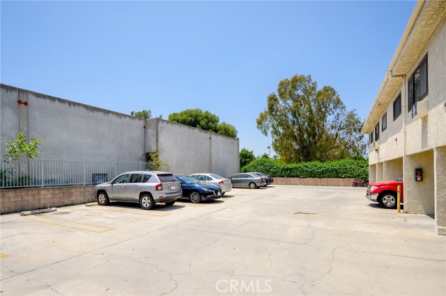 16226 Vanowen Street, Van Nuys CA: https://media.crmls.org/medias/630b1fa5-5c9d-409c-8298-cda893d9e904.jpg