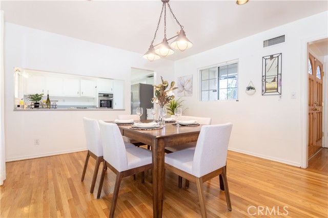 Detail Gallery Image 12 of 35 For 18157 Donmetz St, Porter Ranch,  CA 91326 - 3 Beds | 2 Baths