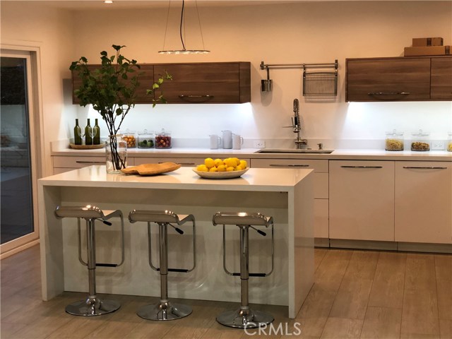 Detail Gallery Image 37 of 52 For 5714 Vantage Ave, Valley Village,  CA 91607 - 4 Beds | 3 Baths