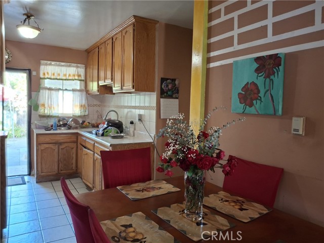 Detail Gallery Image 9 of 16 For 8024 Katherine, Panorama City,  CA 91402 - 2 Beds | 1 Baths