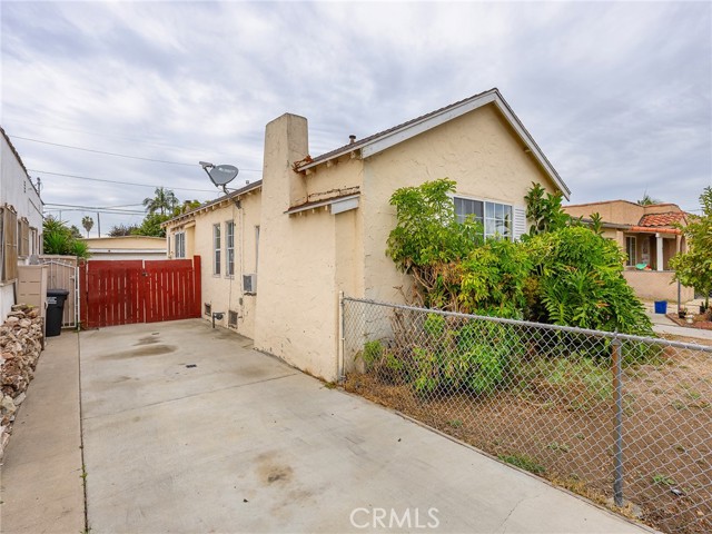 Detail Gallery Image 7 of 44 For 623 S Hillview Ave, Los Angeles,  CA 90022 - 2 Beds | 1 Baths