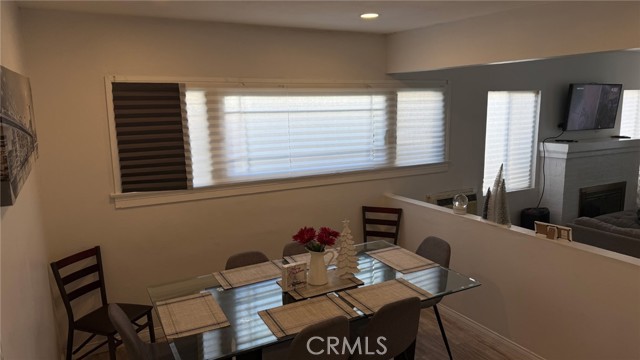 Detail Gallery Image 9 of 11 For 2829 S Rimpau, Los Angeles,  CA 90016 - 4 Beds | 2 Baths