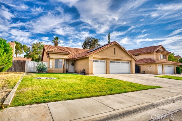 5802 Russ Place, Palmdale CA: https://media.crmls.org/medias/630f8510-7091-4ffb-b6f2-2d4b502a5671.jpg