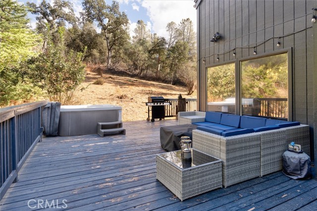 Detail Gallery Image 46 of 49 For 42893 Scenic Dr, Oakhurst,  CA 93644 - 3 Beds | 2 Baths