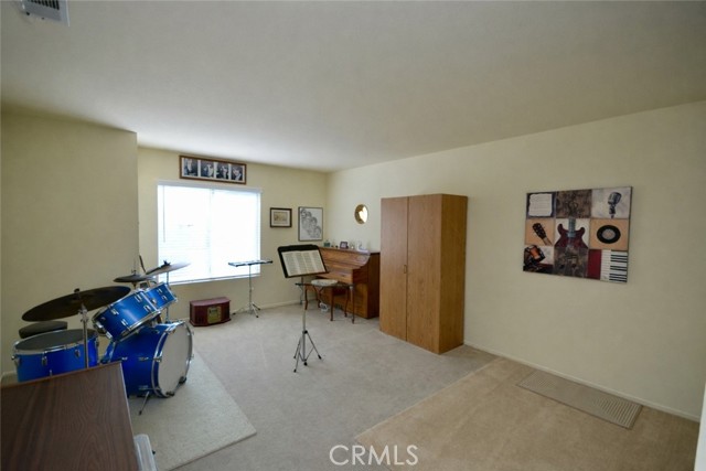 Detail Gallery Image 15 of 22 For 2725 S Buena Vista, Corona,  CA 92882 - 5 Beds | 3 Baths