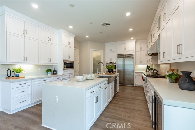 54 Sagan Way, Irvine CA: https://media.crmls.org/medias/631025c9-118c-490d-9e6f-61ed7a2951b5.jpg