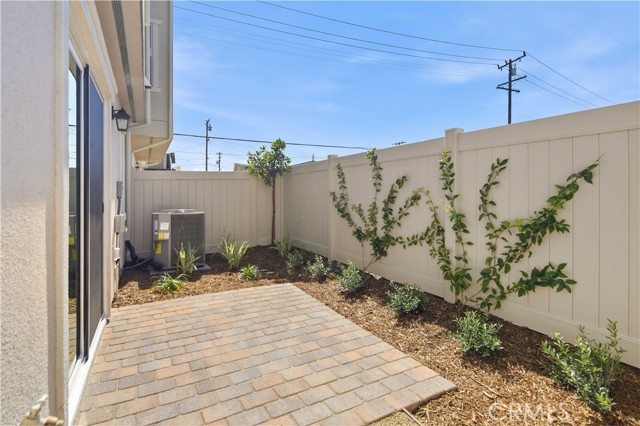 Detail Gallery Image 7 of 33 For 2513 Iconic St, South El Monte,  CA 91733 - 4 Beds | 3/1 Baths