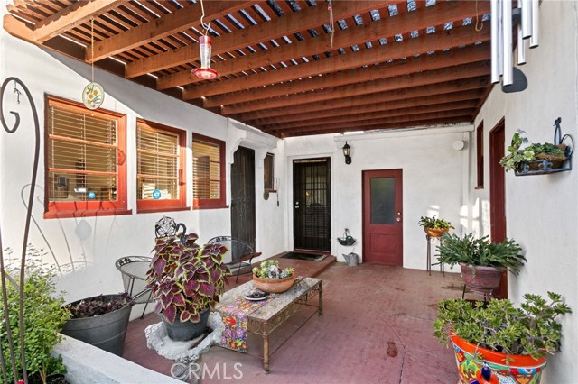 Detail Gallery Image 43 of 53 For 4202 University, Riverside,  CA 92501 - 4 Beds | 3 Baths