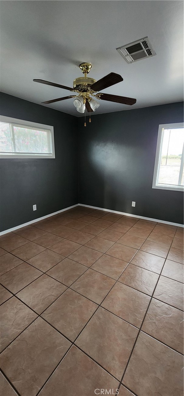 1200 N Broadway, Blythe CA: https://media.crmls.org/medias/6310d371-2c45-456c-95cb-56218c9b8c1d.jpg