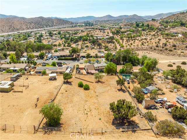 33656 Tradepost Road, Acton CA: https://media.crmls.org/medias/631107b9-394d-4533-b4cc-415caa27a658.jpg