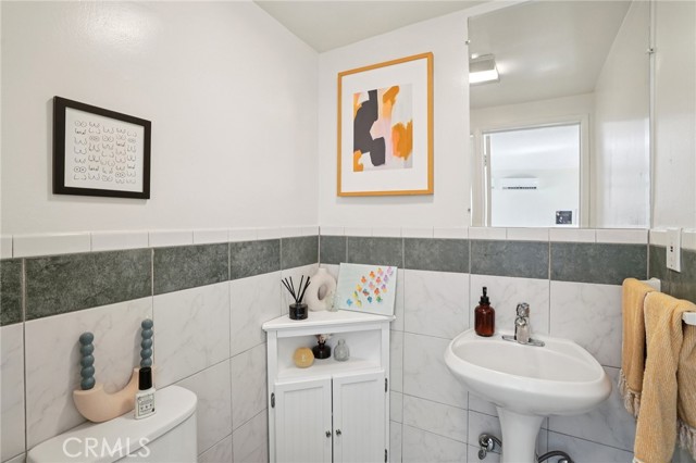 Detail Gallery Image 10 of 44 For 2305 Silver Ridge Ave, Los Angeles,  CA 90039 - 6 Beds | 6 Baths