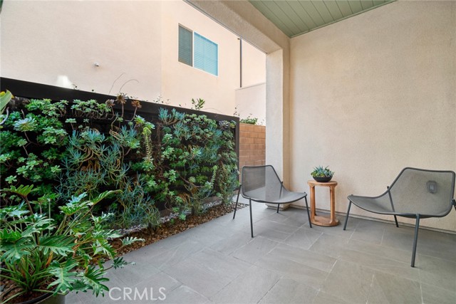 Detail Gallery Image 13 of 46 For 163 Crossover, Irvine,  CA 92618 - 4 Beds | 3/1 Baths