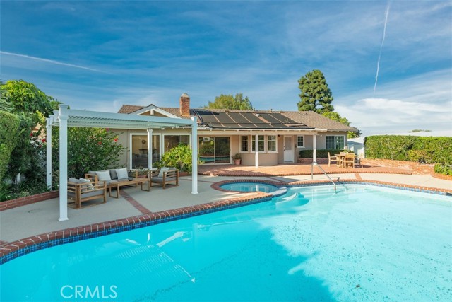 18 Santa Bella Road, Rolling Hills Estates, California 90274, 4 Bedrooms Bedrooms, ,3 BathroomsBathrooms,Residential,Sold,Santa Bella,PW22201793