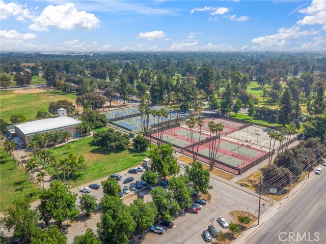 17000 Burbank Boulevard, Encino CA: https://media.crmls.org/medias/631393bb-637f-4a78-bb2e-fc83382522ae.jpg