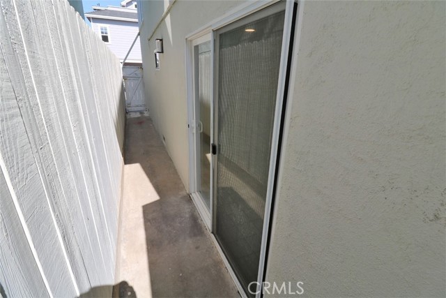 Detail Gallery Image 6 of 6 For 129 35th St #.5,  Newport Beach,  CA 92663 - 0 Beds | 1 Baths