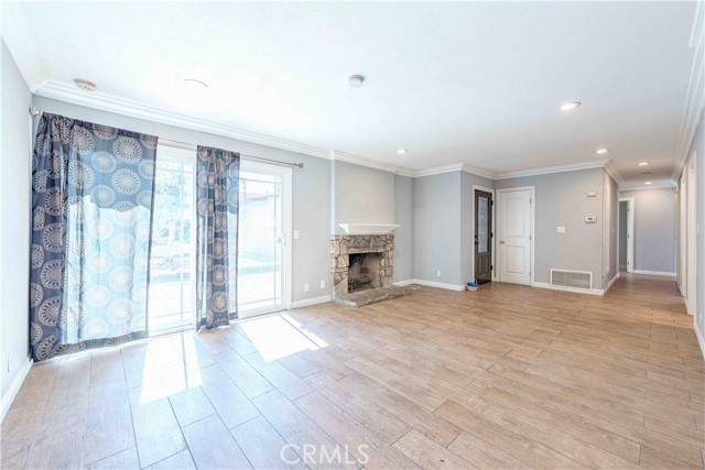 Detail Gallery Image 4 of 33 For 136 N Tiana Ln, Anaheim Hills,  CA 92807 - 4 Beds | 3 Baths