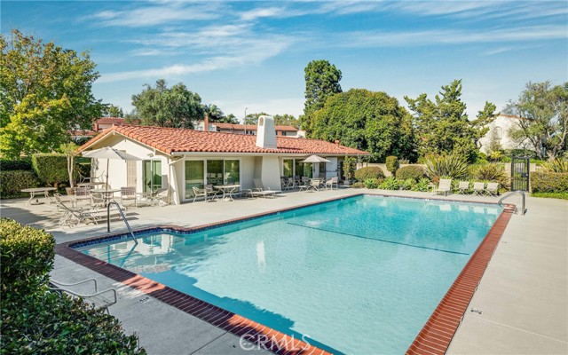 33 Via Sevilla, Rolling Hills Estates, California 90274, 2 Bedrooms Bedrooms, ,3 BathroomsBathrooms,Residential,Sold,Via Sevilla,PV22190375