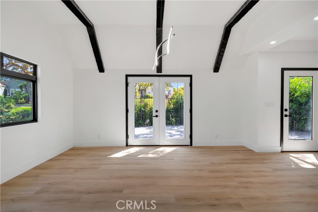 Detail Gallery Image 31 of 72 For 1145 S Longwood, Los Angeles,  CA 90019 - 4 Beds | 3 Baths