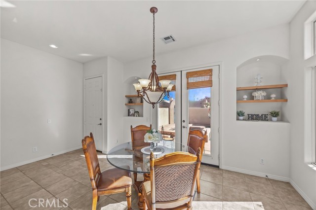 Detail Gallery Image 11 of 38 For 51425 Calle Hueneme, La Quinta,  CA 92253 - 3 Beds | 2 Baths