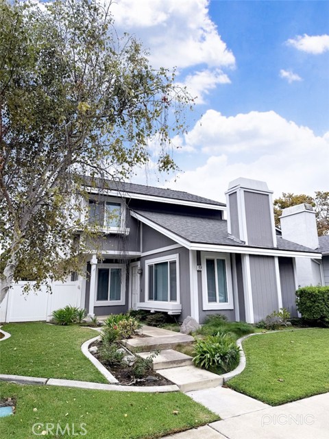 GREAT Location..Fully detached single family home with attached garage....This is a very quiet and desireable neighblorhood.