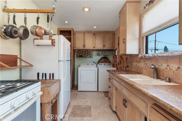 2606 Ralston Lane, Redondo Beach CA: https://media.crmls.org/medias/63170447-0ae3-4b8a-904d-19cc9bcf511f.jpg