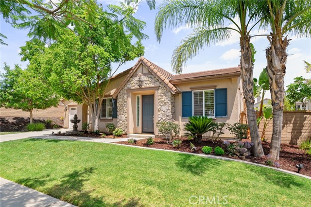8416 Sunset Rose Drive, Corona CA: https://media.crmls.org/medias/6318e793-9906-4a81-a4ba-fb9cff6d6de4.jpg