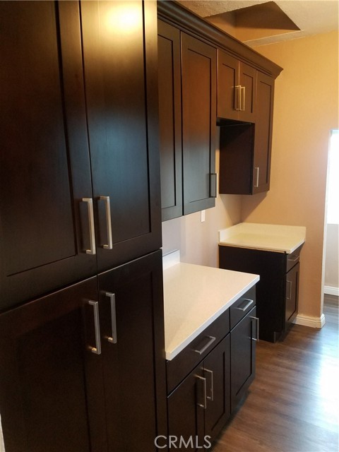 2214 Hooper Avenue, Los Angeles CA: https://media.crmls.org/medias/631912f3-3764-45ae-913e-58aaf1ba412f.jpg