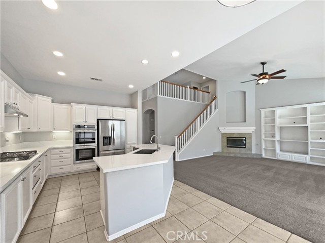 Detail Gallery Image 6 of 21 For 36088 Madora Dr, Wildomar,  CA 92595 - 3 Beds | 3 Baths